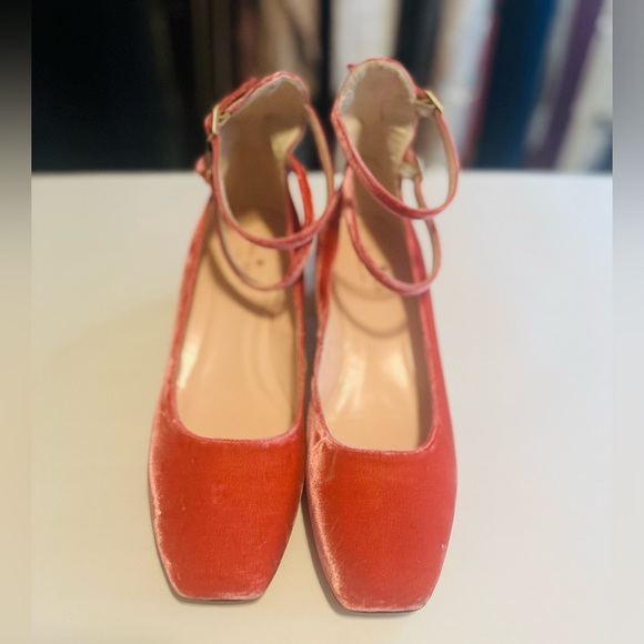 Kate Spade Pink Velvet Heels - Picture 1 of 8